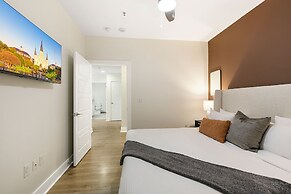 Mardi Gras Suites NOLA's 4BR Elegance