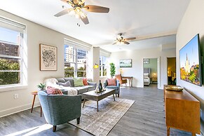 Mardi Gras Suites NOLA's 4BR Elegance