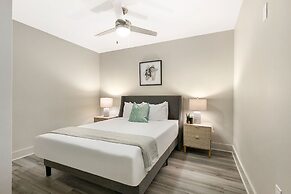 Mardi Gras Suites NOLA's 4BR Elegance