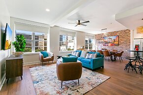 Mardi Gras Suites NOLA's 4BR Elegance