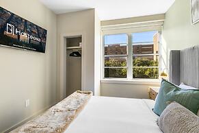 Mardi Gras Suites NOLA's 4BR Elegance