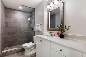 Mardi Gras Suites NOLA's 4BR Elegance