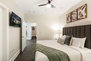 Mardi Gras Suites NOLA's 4BR Elegance