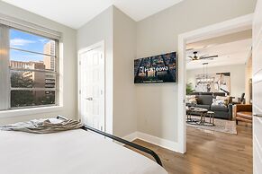 Mardi Gras Suites NOLA's 4BR Elegance