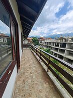 Cosy Mountain View Apartment - 200mbps Wi-fi!