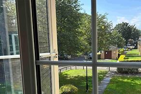 1-bed Apartment in Greater London Next to Station
