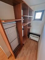 1 Bed Homey Two Floor Apartment - 200mbps Wi-fi!