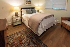 4 BR Sleeps 10 Near UGA & Downtown