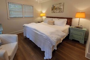 4 BR Sleeps 10 Near UGA & Downtown