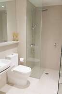 Modern + Spacious 2bd/2bath - Stunning City Views!