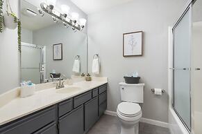 Caddy Shack - Amenities for the Whole Family!