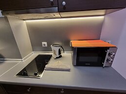 Mountain Paradise 2 - Quiet Cosy Studio - Balcony, Wifi