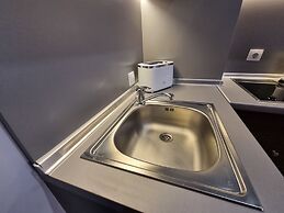 Mountain Paradise 2 - Quiet Cosy Studio - Balcony, Wifi