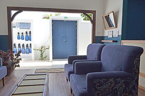 Athirige Boutique House