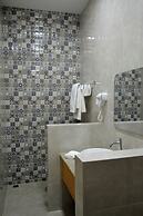 Athirige Boutique House