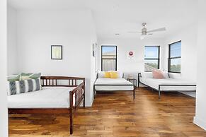 Walk to Restaurants & Entertainment on East Side