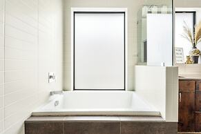 Walk to Restaurants & Entertainment on East Side