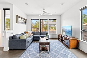 Walk to Restaurants & Entertainment on East Side