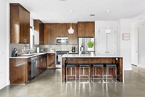 Walk to Restaurants & Entertainment on East Side