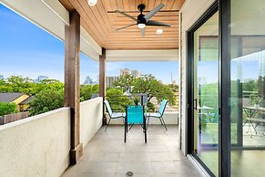 Walk to Restaurants & Entertainment on East Side