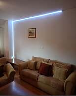 South Facing Balcony - 300mbps Wi-fi