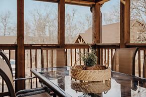 Cozy Pines Cabin - Quiet Relaxation!