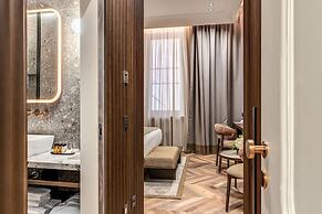 THE STEPS Hotel - by Eitch Collection