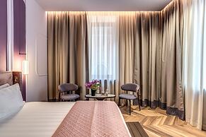 THE STEPS Hotel - by Eitch Collection