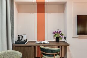 THE STEPS Hotel - by Eitch Collection