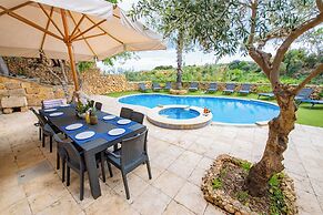 Villa Soldanis 6 Bedroom Villa With Private Pool