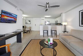 Tucker at Gables Grand Plaza Miami