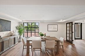 Tucker at Gables Grand Plaza Miami