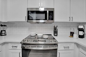 Tucker at Gables Grand Plaza Miami