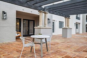 Tucker at Gables Grand Plaza Miami