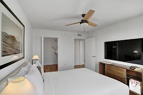 Tucker at Gables Grand Plaza Miami