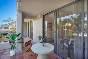 Tucker at Gables Grand Plaza Miami