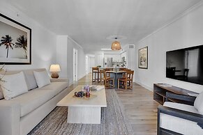 Tucker at Gables Grand Plaza Miami