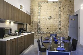 Donna Consiglia Design Apartment