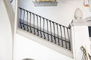 Donna Consiglia Design Apartment