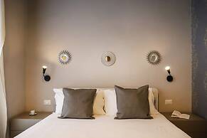 Donna Consiglia Design Apartment