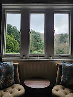 Mulgrave Country Cottage