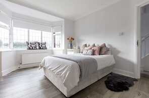 Hidden Gem Minutes From Heathrow Airport