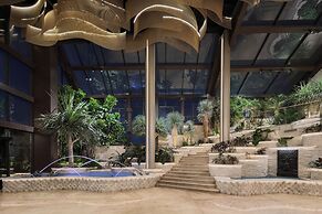 Mirage Hotel & Conference Center