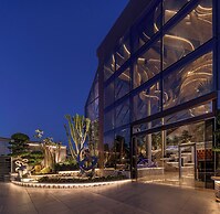 Mirage Hotel & Conference Center