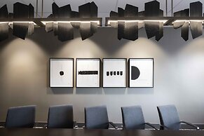 Red Hawk Resort & Casino