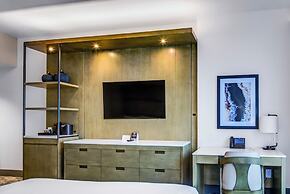 Red Hawk Resort & Casino