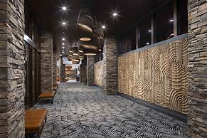 Red Hawk Resort & Casino