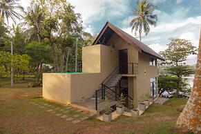 Serendipity Lake - Hikkaduwa