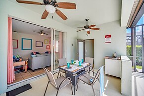 Lake View Getaway: Pool, Game Room, Theming!