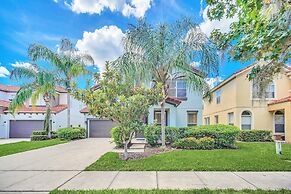 Lake View Getaway: Pool, Game Room, Theming!